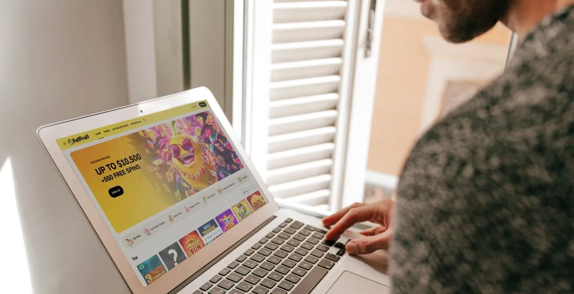 live dealer black at fatfruit casino